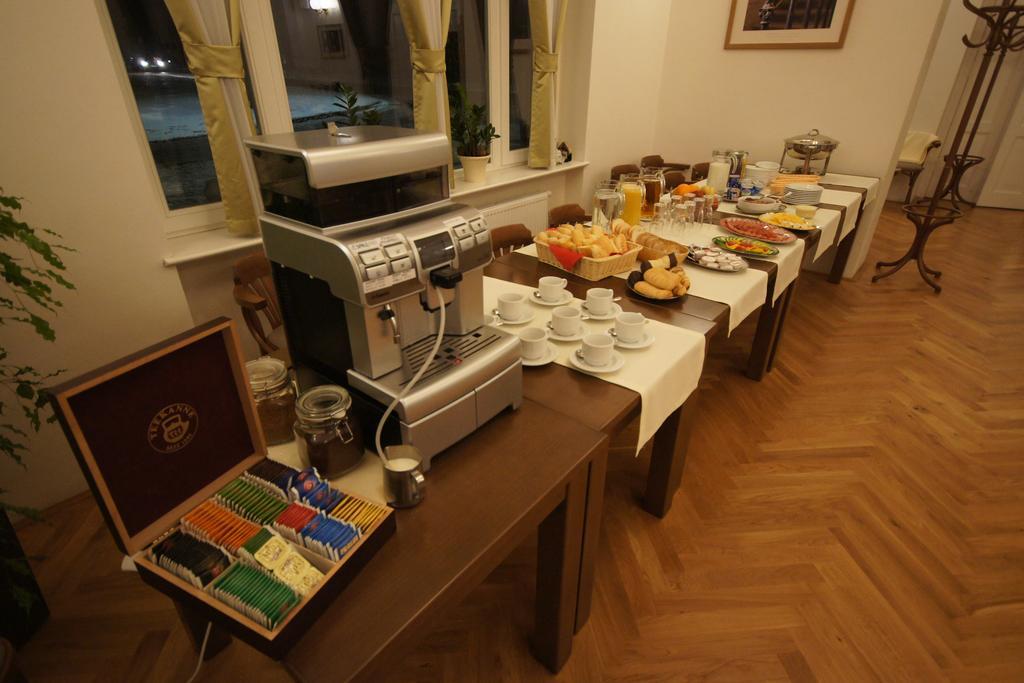 Bohumín Hotel Pod Zelenym Dubem מראה חיצוני תמונה