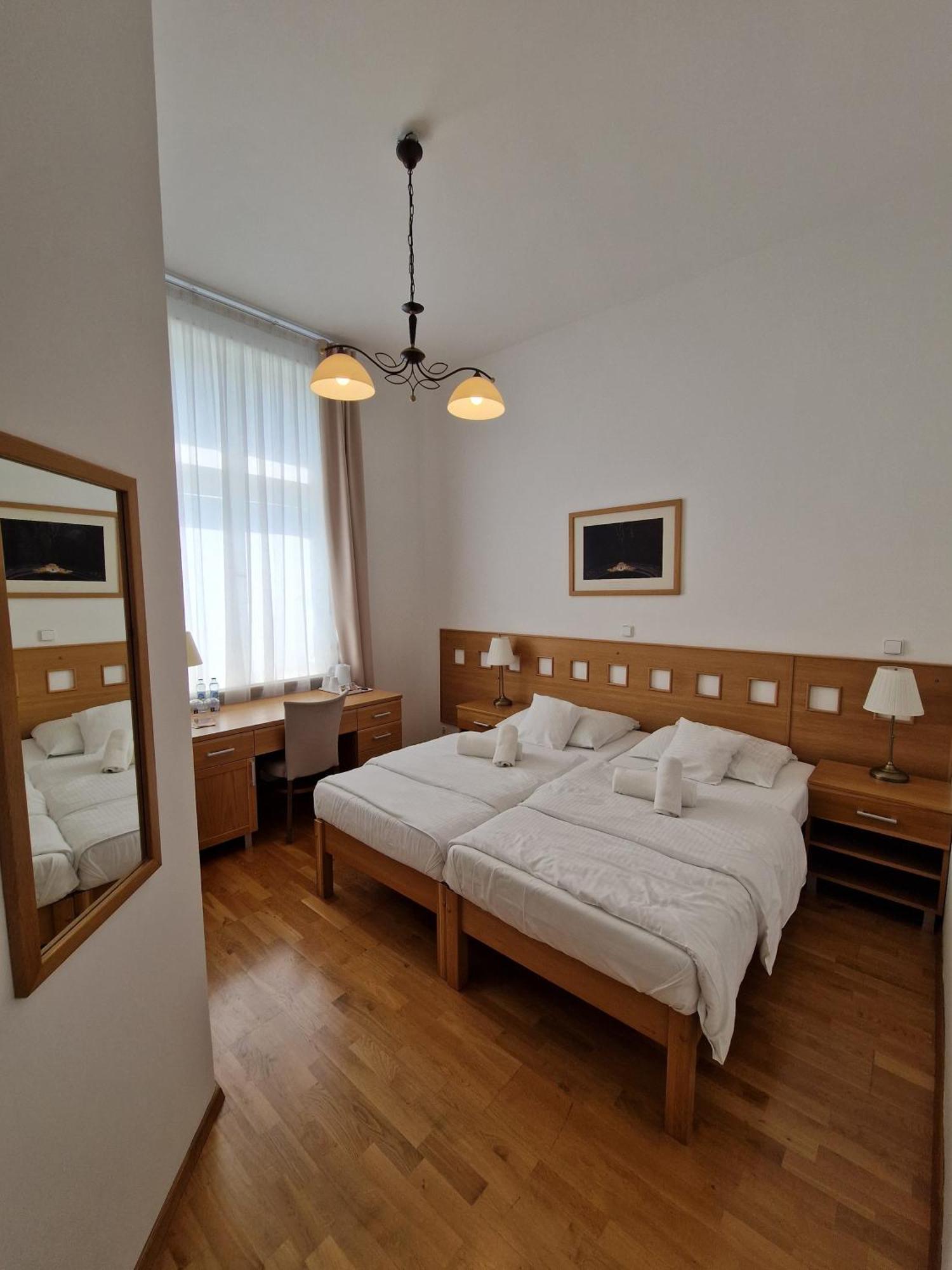 Bohumín Hotel Pod Zelenym Dubem מראה חיצוני תמונה